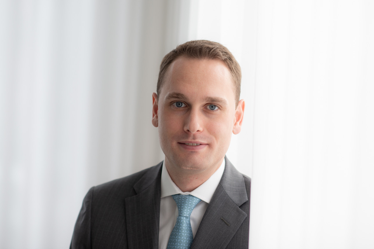 Jason Racine conseiller juridique pour le centre qap