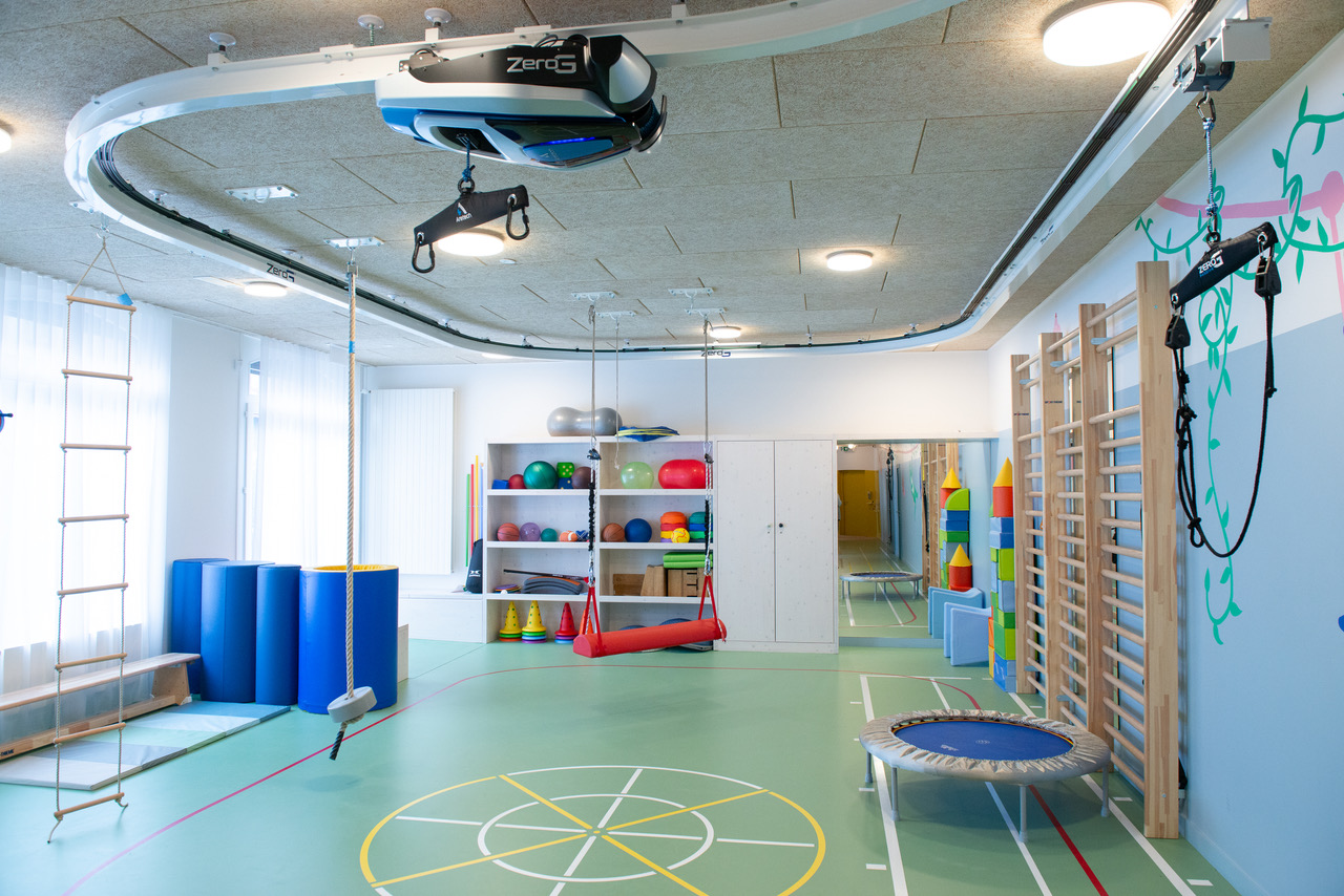 salle avec rail ZeroG® centre qap